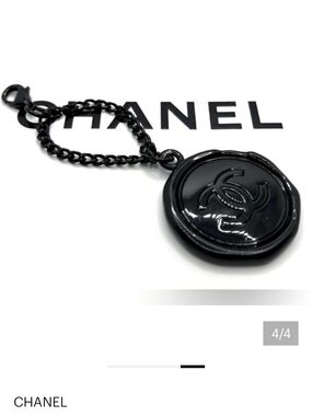 CHANEL Beaute Black CC Emblem Bag Charm Chain Key Holder